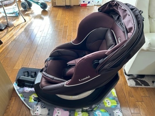 チャイルドシート　コンビ　ネルーム lite ISOFIX EF