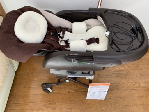 Combi ネムリラAuto Swing BEDI
