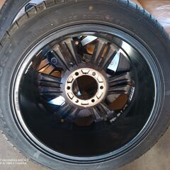 【お取引き終了】ハイエースの夏用ホーイール付きタイヤ　１８インチ