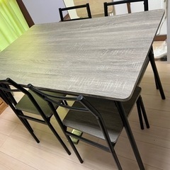 ダイニングテーブル ➕椅子4