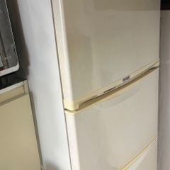 東芝冷蔵庫　大型ファミリーサイズ