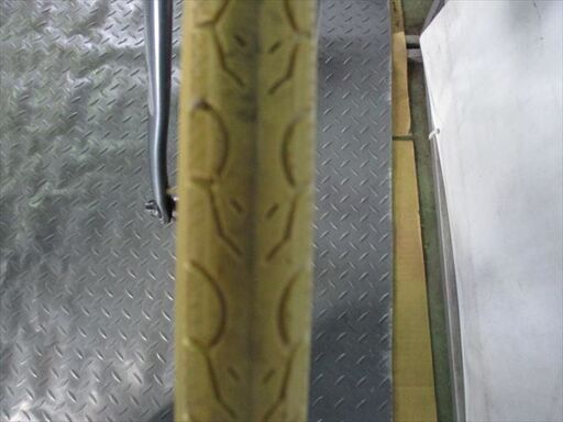 スポーツバイク初心者の方におすすめな中古クロスバイク！！砂利道でも 