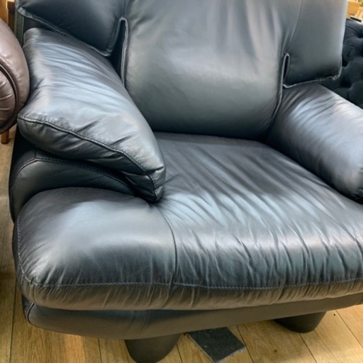 1人掛けソファー Leatherworld シミ有 ブラック 147 1人掛けソファー Leatherworld シミ有 ブラック 147