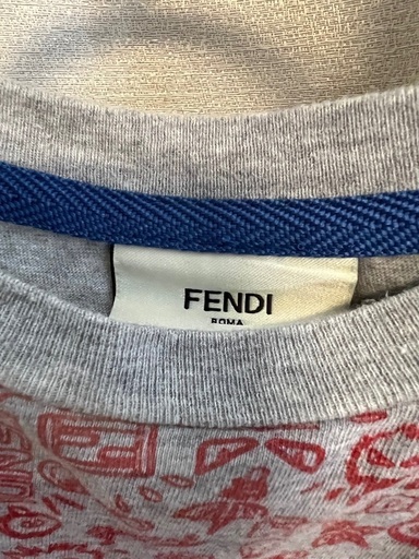フェンディ　Tシャツ　3A