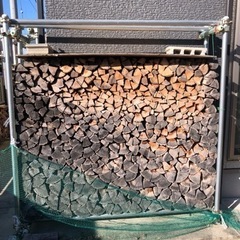 自然乾燥　薪　クヌギ　広葉樹　焚き火　薪ストーブ
