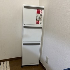 スリム多段分別ゴミ箱 価格：8,580円(税込)