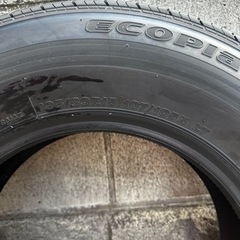 ハイエース200系タイヤ(195/80R15)新車外し　4本セット