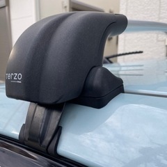 TERZO テルッツオ テルッツォ 30系プリウス(H21.5〜H27.11)用ベースキャリア フット＋エアロバー(シルバー)＋ホルダー 4点セット 中古
