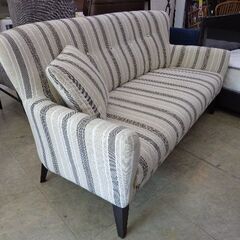 ２．５人掛けデザインソファ