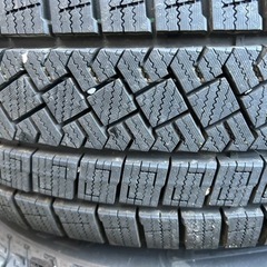 美品 スタッドレスタイヤ ホイール 4本セット 195/65 R15 プリウスで使用