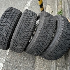 スタッドレス☆ブリザックDM-V2☆デリカD5に使用☆