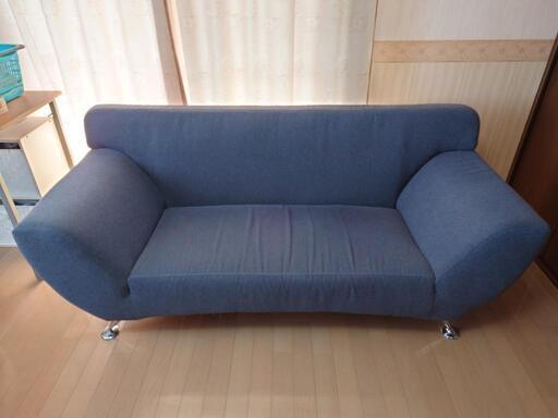 【最終値下げ】2人掛け　ソファー　ネイビー（1/8掲載　8000円）