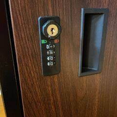 【未使用品】宅配ボックス 木目調　ダイヤル式