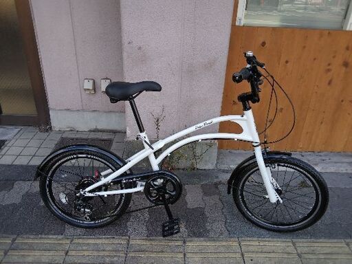20吋 ビーチクルーザータイプのミニベロ(小径車) 外装6段/ホワイト