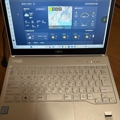 商談中】2018年製Fujitsuパソコン 充電器