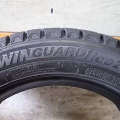 ★155/65R14新品スタッドレス4本！タイヤチェーンより安いかも・・・・？