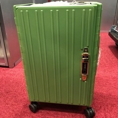 折りたたみ式スーツケース　機内持ち込みサイズ　緑