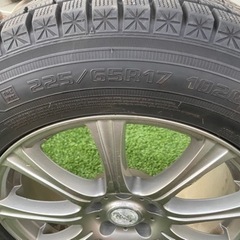 日産　エクストレイル　スタッドレスタイヤ