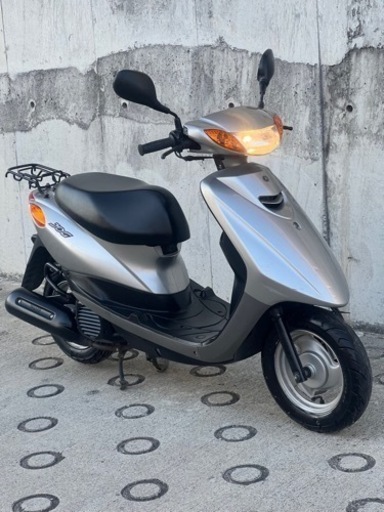 新春大セール‼️低走行7000キロ‍♀️安心のリアタイヤ新品✨️バッテリー充電済み嬉しいオイル交換済み♻️燃費重視\u0026バイク初心者の方にオススメSA36J ジョグ✴