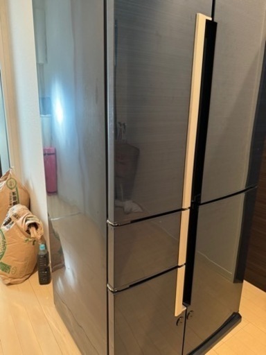 冷蔵庫 645L 【30日までにお取引出来る方】