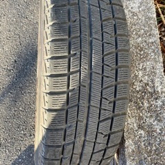 スタッドレスタイヤ　195/65R15 プリウス　