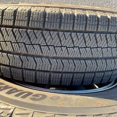 スタッドレスタイヤ　195/65R15 プリウス　