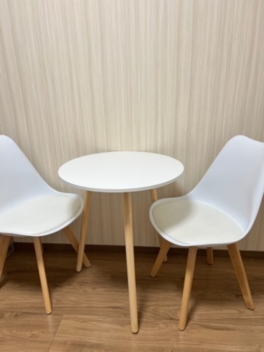 カフェテーブル イームズチェア2脚セット
