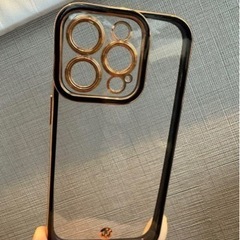 iPhone15pro 透明ケース　ブラックゴールド