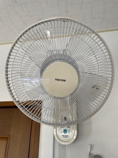 壁掛け扇風機