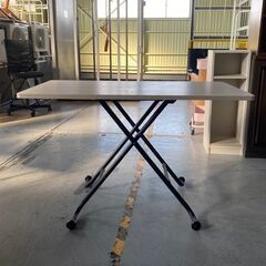 大阪⭐️エコマックス♻️ 「S73」ニトリ 昇降式センターテーブル