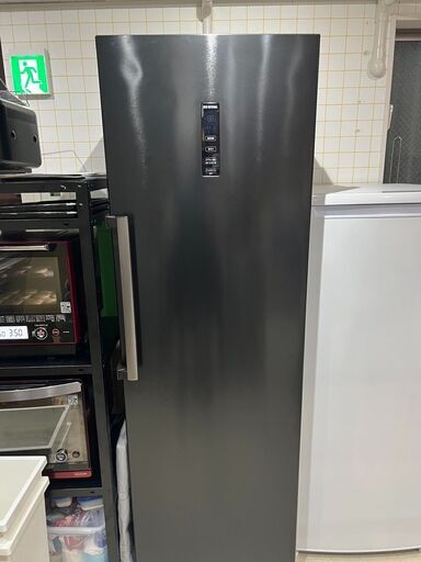 縦型大型冷凍庫 274L アイリスオーヤマ 長期保証5年間有り 引き出し付き コストコ食材の保管用に 2022年製 使用期間約半年（冷蔵庫では無く、冷凍庫専用です。）