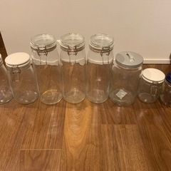 密閉食品保存容器(ガラス) - 色んなサイズ(８個)