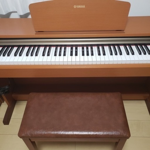 ヤマハ電子ピアノYDP151c(椅子付き) ヤマハ | YDP-151 - ARIUS