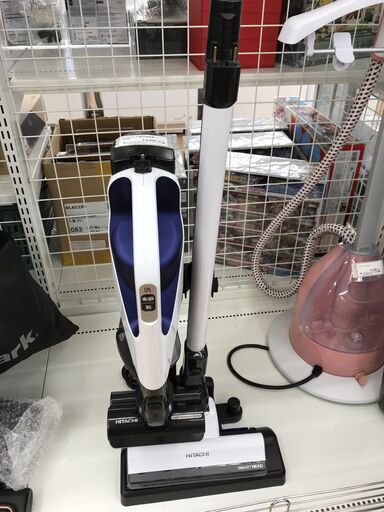 ★ジモティ割あり★ HITACHI 充電式掃除機 PV-BEH800  18年製 動作確認／クリーニング済み KJ4106