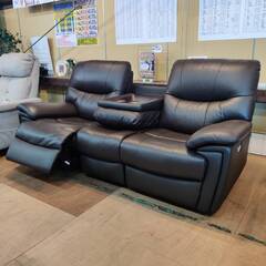【愛品倶楽部柏店】ヤマダ電機オリジナル 3人用本革電動リクライニングソファ ダークブラウン