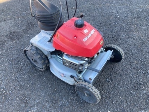 HONDA  自走式草刈機  UM-T12①