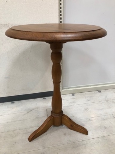 コスガ　カフェテーブル　サイドテーブル　　kosuga 取りに来れる方限定！KOSUGA(コスガ)のカフェテーブルです！ コスガ