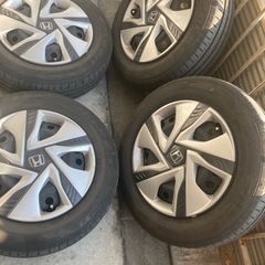 夏タイヤ185/65r15 5穴　2022年製