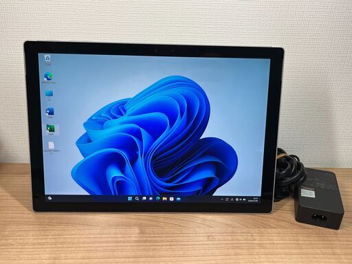 限定価額・美品〉04417  Microsoft Surface Pro6第８世代  8GB/128GB i5 Office2021 Windows11
