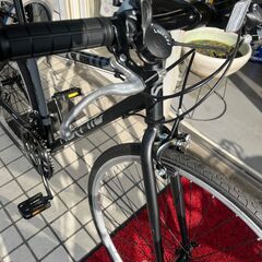ほぼ新品　マットブラックのクロスバイク