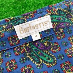 お値下げ！ 【コレ見て！ レディース服】 BURBERRYS/ヴィンテージバーバリーズ ペイズリー柄セットアップ　シルク100%