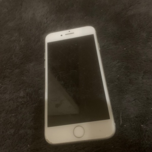 携帯電話 iPhone8