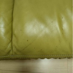 カリモク　3人掛け革製ソファ