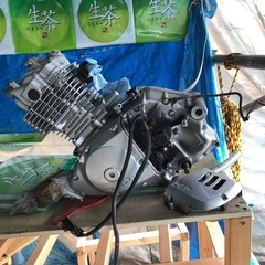 gn125 エンジン
