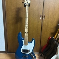 Bacchus ジャズベース (Fender ピックアップ)