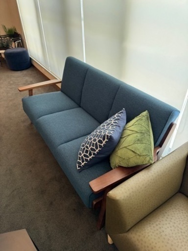 オリーブグリーン ミッドセンチュリーソファ オリーブグリーン ミッドセンチュリーソファ オリーブグリーン ミッド