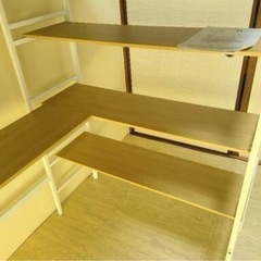 お話し中　ロフトベッド　デスク付き　コンセント有り