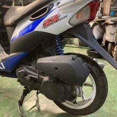 スズキ　ZZ　CA1PB　限定カラー