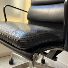 キャスター購入差替え済 ハーマンミラー Herman Miller イームズ ソフトパット エグゼクティブ チェア 