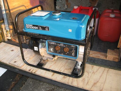 エンジン発電機（スズキ2.3kVA４サイクルエンジン）